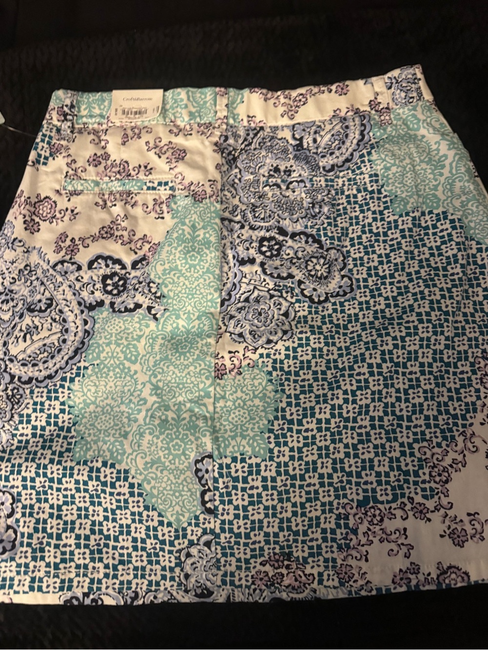 croft & barrow Teal, Navy and White Printed Skort
